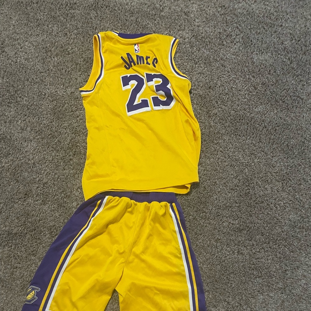 Lebron James jersey and shorts